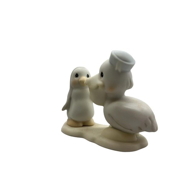 Precious Moments Figurine Birthday Club Yer A Pel-i-can Count On Pelican BC942 - Picture 12 of 14